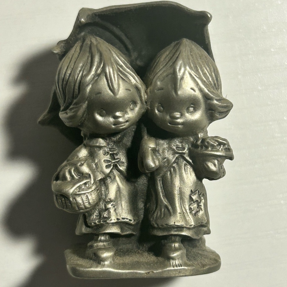 Hallmark Little‎ Gallery Fine Pewter Boy Girl Umbrella Mini Trinket Tchotchke